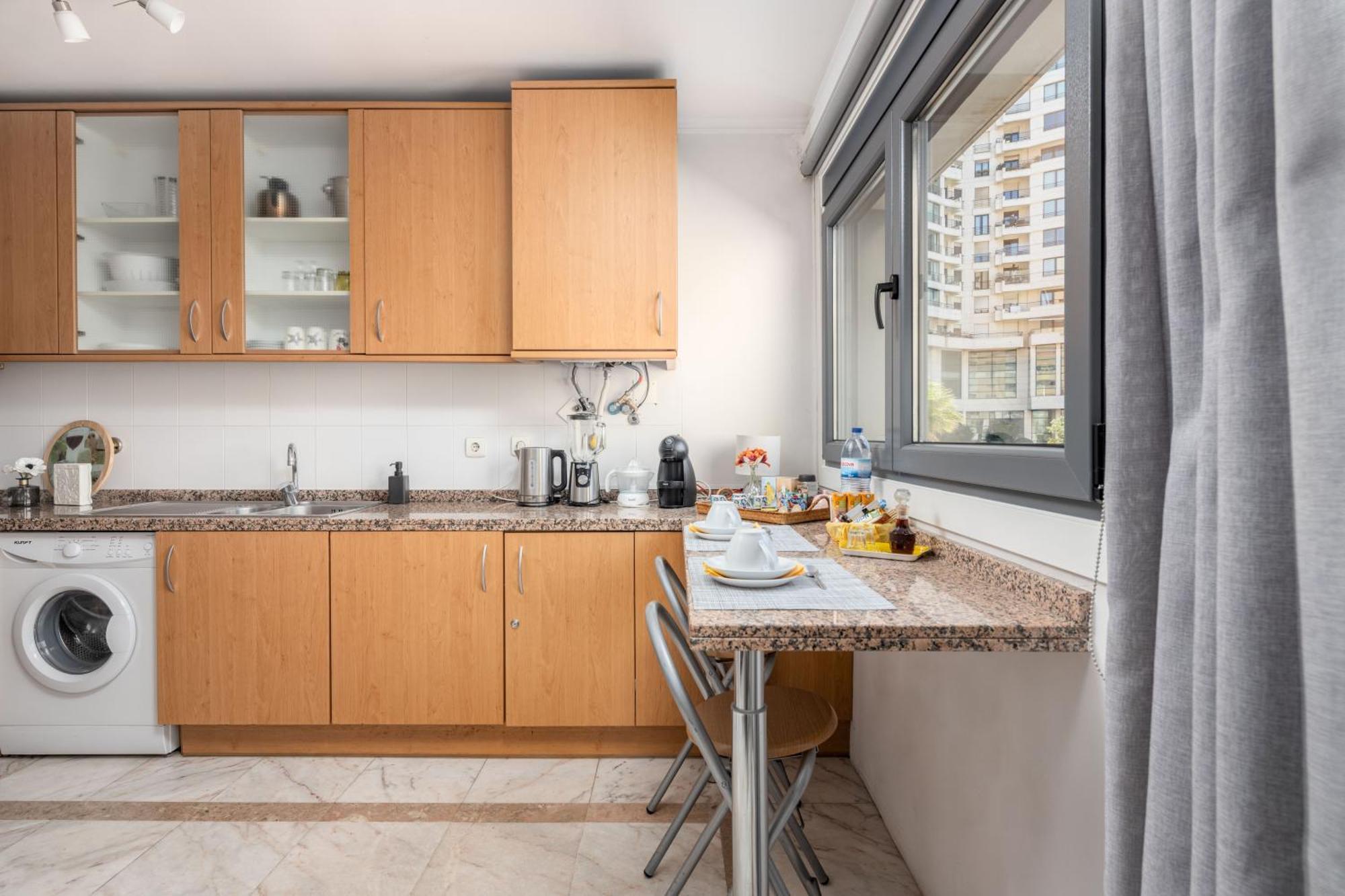 Lisbon Relax Pool Apartment - Free Parking Garage Exteriör bild
